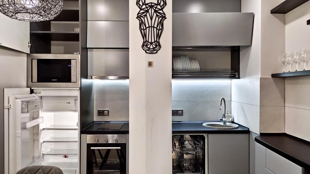 Petrovdom 52,67,205,213 In Smart Apartments In New York Concept House Kiew Exterior foto