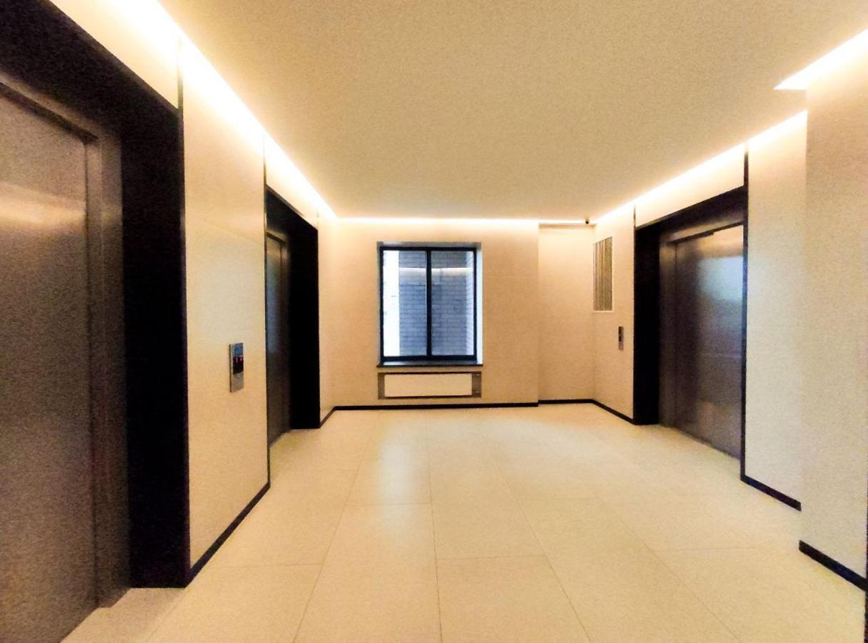 Petrovdom 52,67,205,213 In Smart Apartments In New York Concept House Kiew Exterior foto