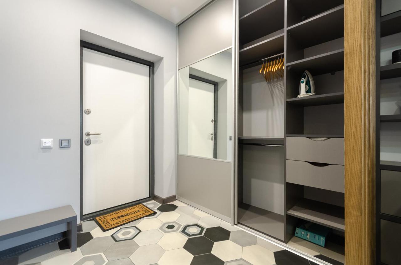Petrovdom 52,67,205,213 In Smart Apartments In New York Concept House Kiew Exterior foto